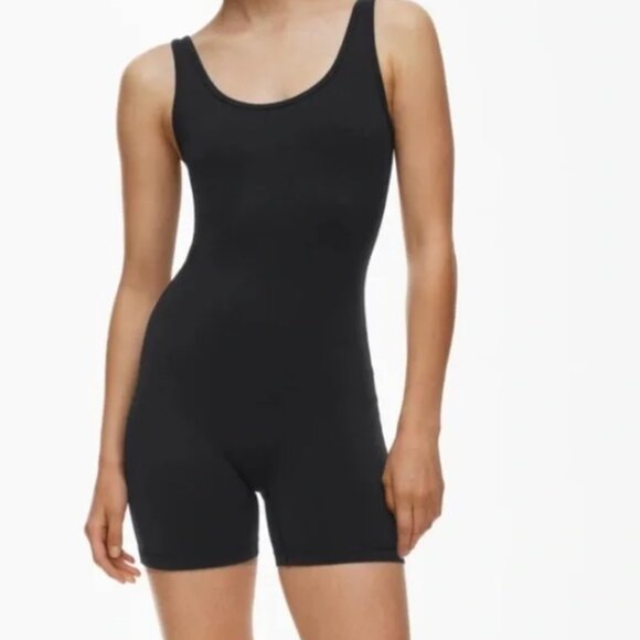 Like new * Aritzia TnAction Bike Shorts Romper Black TnaLIFE™ 5" Romper Small - Picture 1 of 6